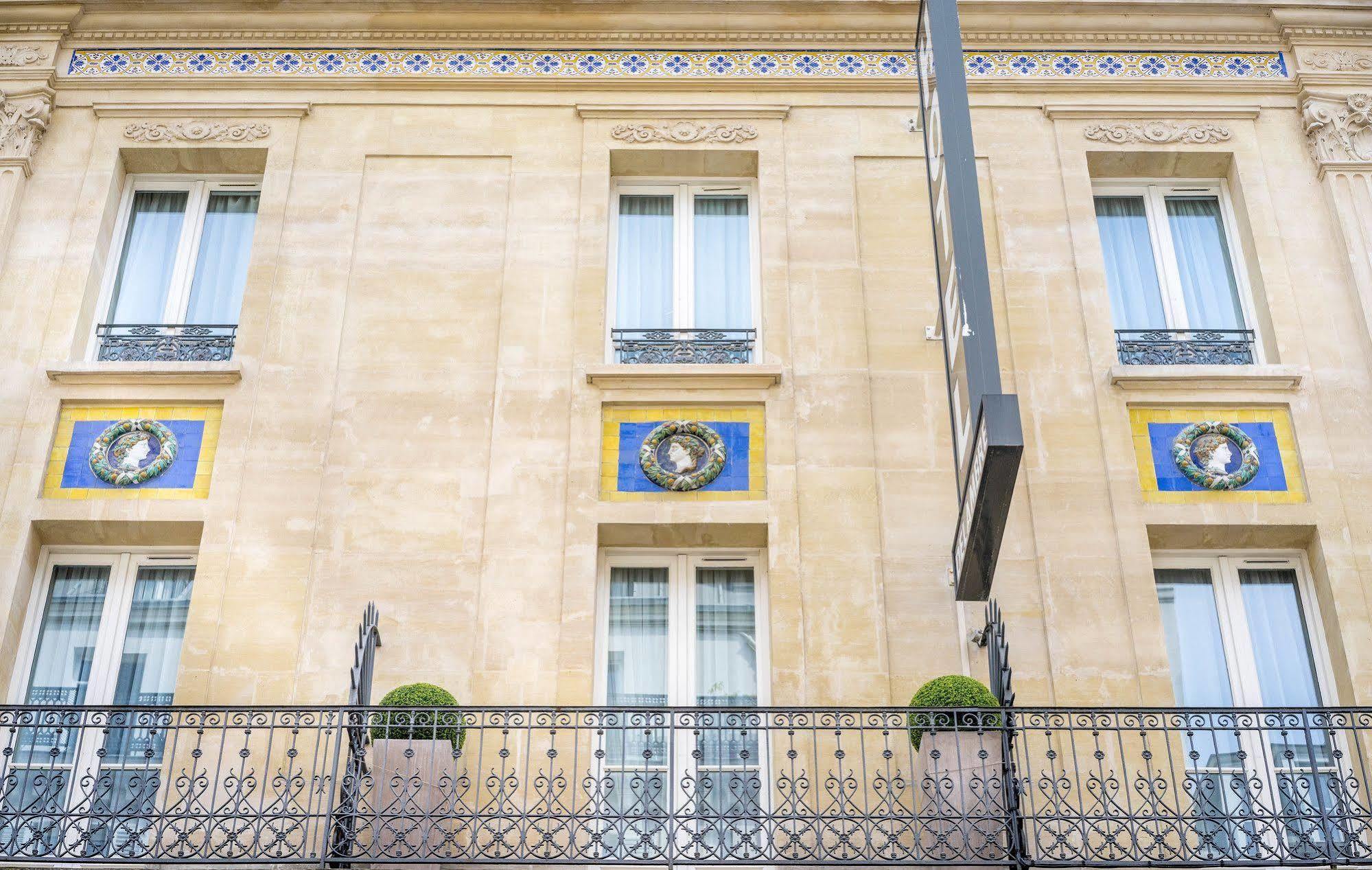 Hotel Delambre Paris Exterior foto